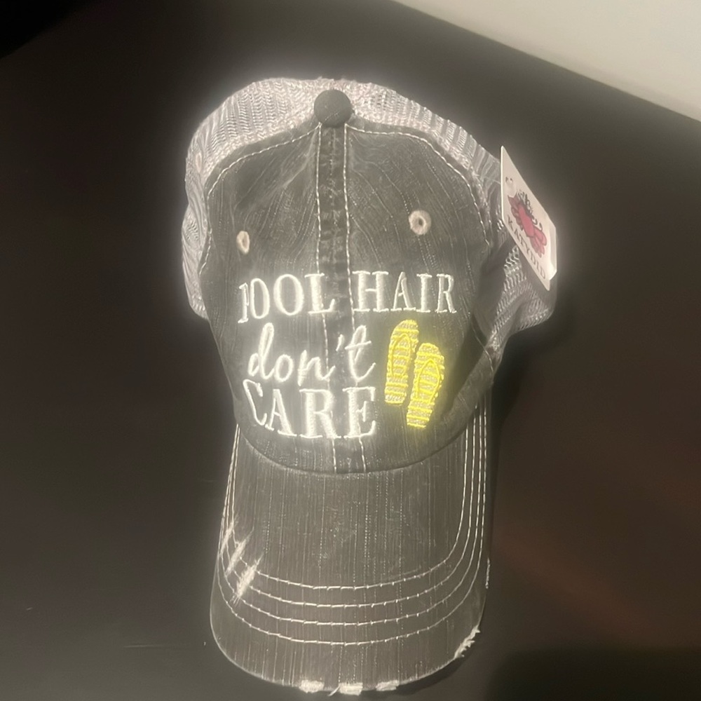 NWT * Katydid Grey & Yellow Pool Hair Don’t Cater Trucker Hat